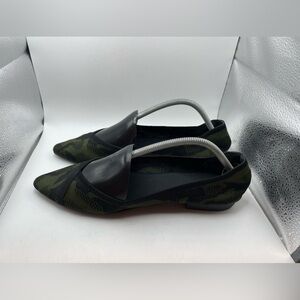 MIA Aurrora black green pointy toe knit flats size 10